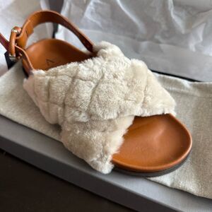 NWT and Box Aquatalia Ireena Shear/Vintage Calf Fur Slippers with Dust Bag  8M